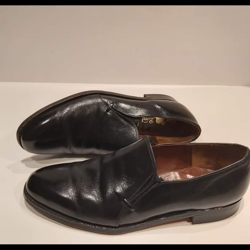 Black Hartt men’s dress shoes handcrafted 8 1/2